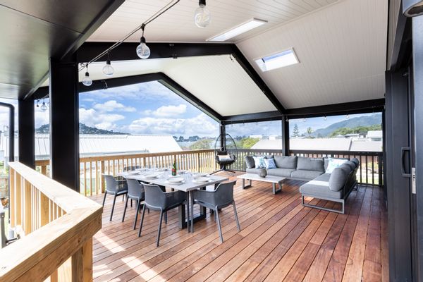 Tairua beachside town retreat
