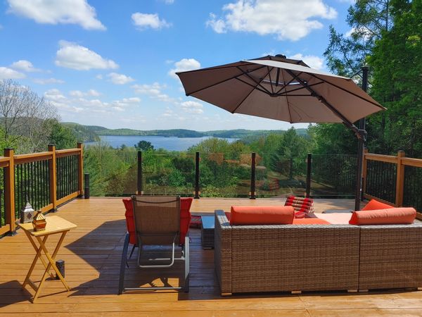 Maison paisible avec vue et accès au lac