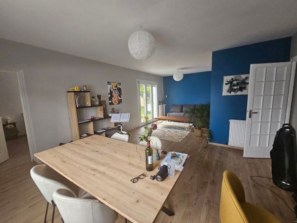 Maisonnette au Nord d'Orléans, calme avec jardin.