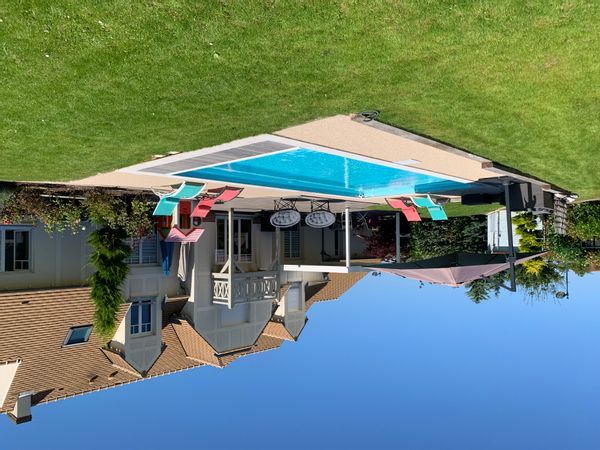 La maison de Steve Maison de standing dans un quartier calme à proximité du parc Disneyland.