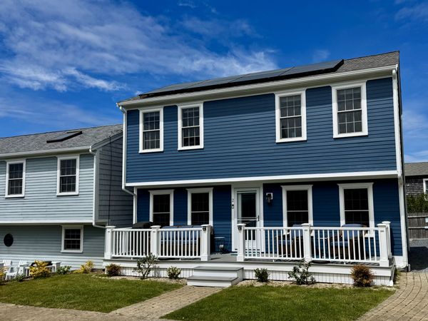 Provincetown, Cape Cod: Solar powered 2 BR / 2 BA house with parking, AC, fireplace, laundry