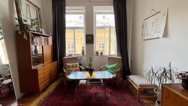 A cozy retro-style apartment in the heart of Prague.