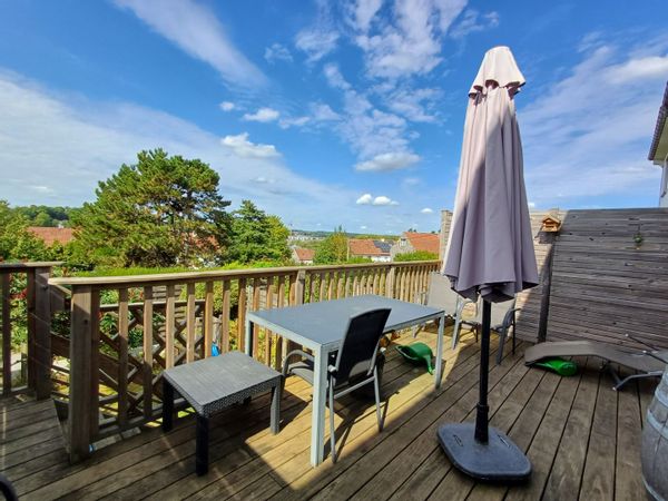 Jolie petite maison familiale bien entretenue et avec toutes les commodités nécessaires.