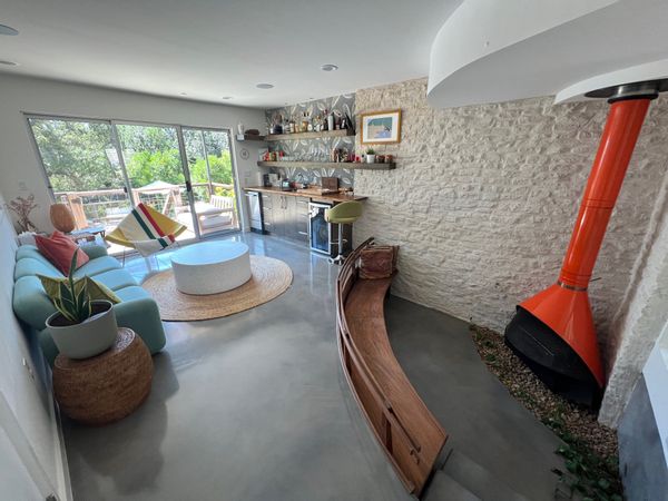 4bd/3ba on 1 acre. Private. View of downtown. Pool. 3 car carport. 17min to downtown Austin.