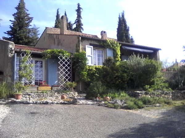 Petit studio bleu provence