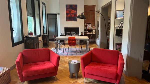 Apt type Haussmannien plein centre