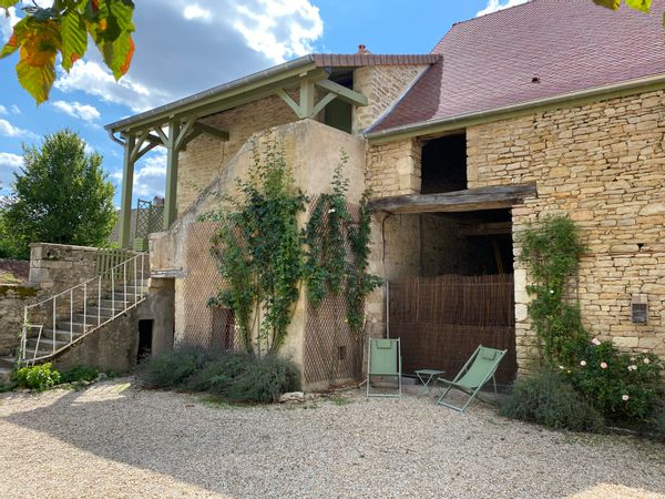 La maison d'Alice et  Sébastien, Maison de charme au cœur du vignoble bourguignon