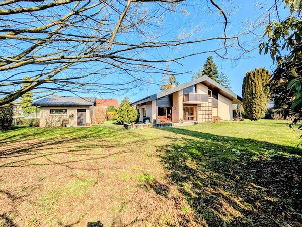 Proche lac et commodités