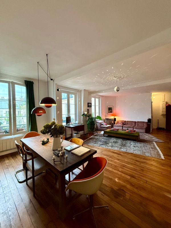 Duplex 100 m2 dans hotel particulier historique du Marais