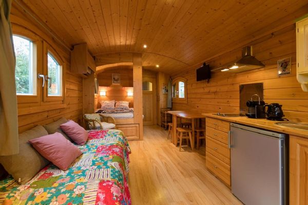 Roulotte de la Villa Font Vive - Maison d'hôtes éco-certifiée proche des Gorges de l'Ardèche