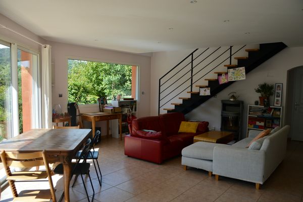 Maison confortable à la croisée des grands Causses, de l'Aubrac et des gorges du Tarn