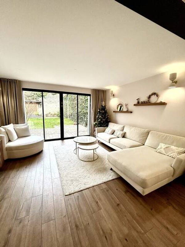 À 3 minutes du Château de Versailles, appartement d'exception avec jardin