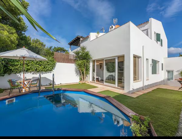 Menorca. Bonita casa a 3 min de la cala de Alcaufar .
