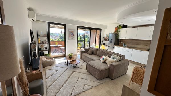 Appartement cocooning en plein centre de Cannes