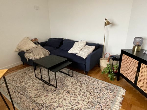 Joanna and Andrea's cozy and central home with a view