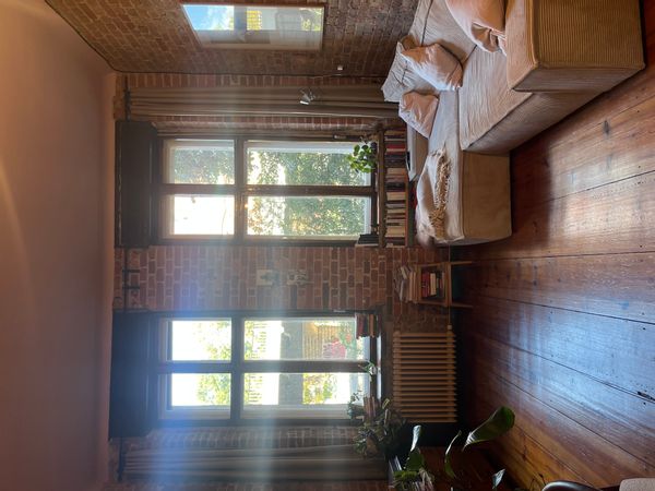 Artistic apartment in the heart of Kreuzberg