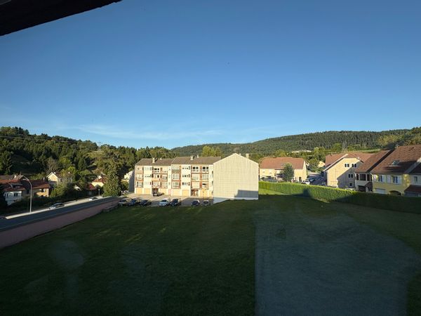 Appartement 2 pièces proche centre ville au coeur des montagnes du Jura