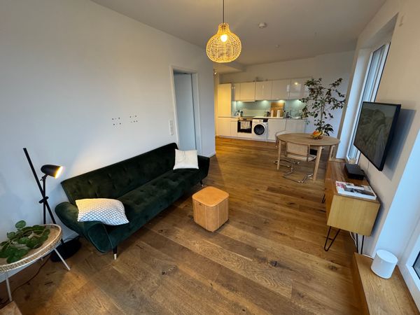 Bright Kreuzberg Apartment with Huge Terrace & Park Views