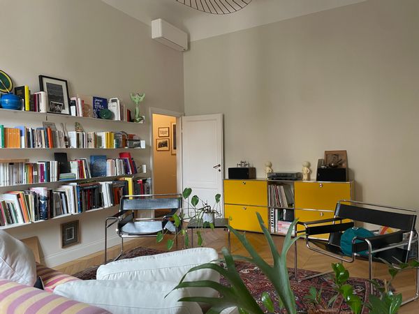 Just 10 mins from Florence center, near parks & shops – cozy family home.