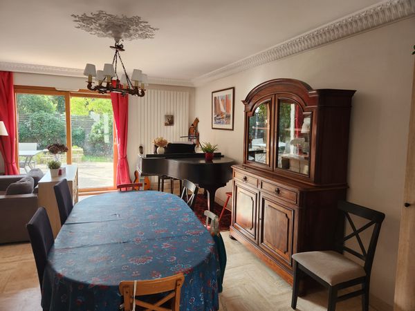 Grande maison familiale, Rennes / Le mont Saint-Michel et Saint Malo à moins d'1h