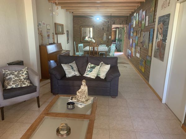 Nestor y Azu's house