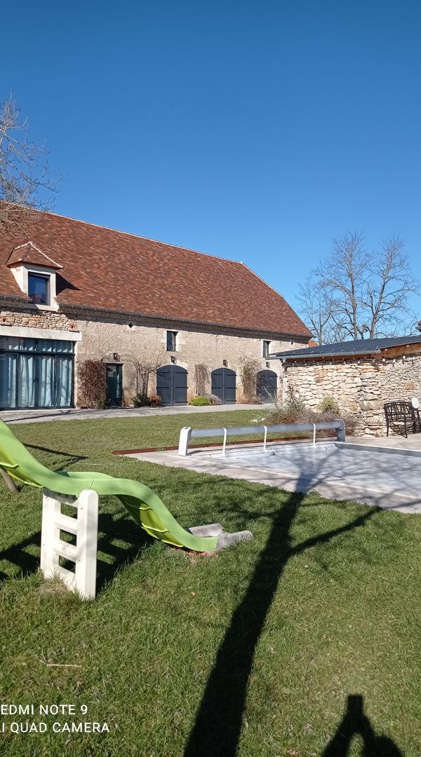 La maison d' Aveline, MAISON pour 2 à 4 personnes, à 1km de la belle cité de ROCAMADOUR