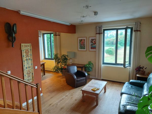 Maison familiale, entre montagnes et lacs, proche du centre-ville de Chambéry