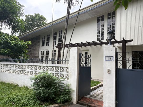 Maison familiale avec piscine à Makati