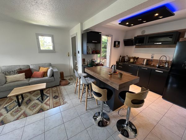 Duplex avec vue sur les montagnes et le lac de Serre-ponçon