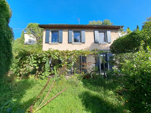 Maison dans écrin de verdure, à 10min de l'Opéra de Lyon et 5min de la Tête d'Or Cité Internationale
