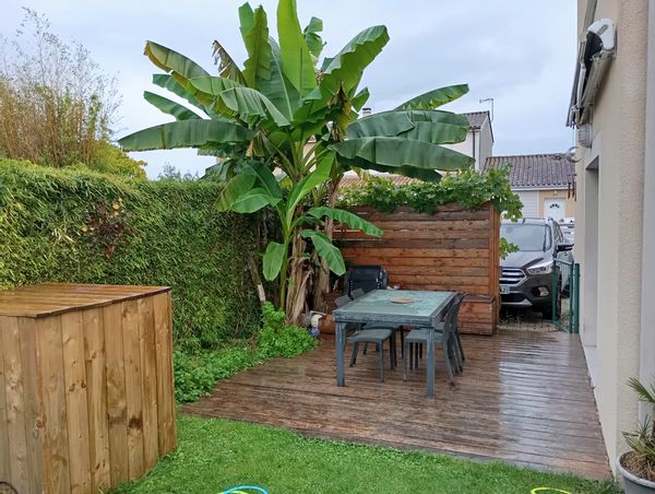 Maison 88m2 avec un petit jardin