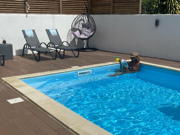 Villa RICOLOLO, piscine golf yoga, la villa du Bonheur aux Antilles