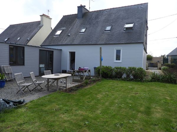 Maison à 2 km du bourg, de la gare et du port de Paimpol
