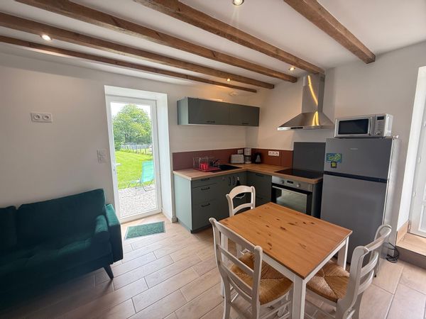 La maison de Eugénie Charmant petit pied à terre refait à neuf