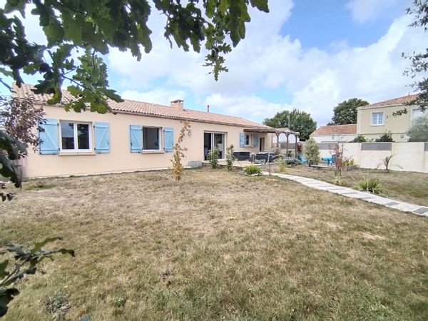 Maison proche de la Roche Sur Yon, entre terre et mer.