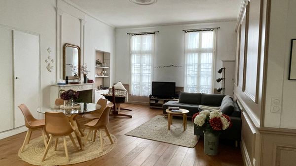 Appartement de charme en Provence, au cœur du centre historique d’Avignon, 2 chambres, 1 terrasse