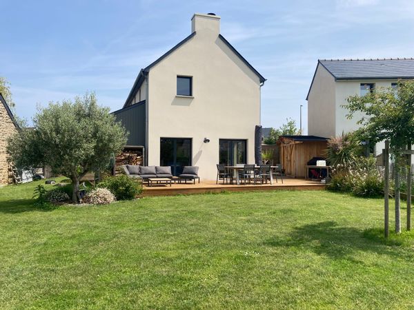 Séjour en famille à Saint-Malo - Terrasse XXL, vélos et plages à 15 minutes et confort moderne