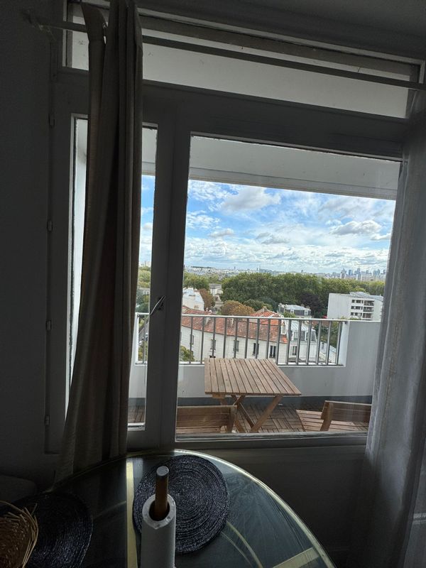 Chambre confortable et lumineuse – Ambiance convivial