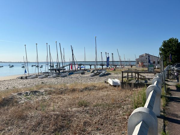Situation parfaite pour passer des vacances à la mer, été comme hiver...
