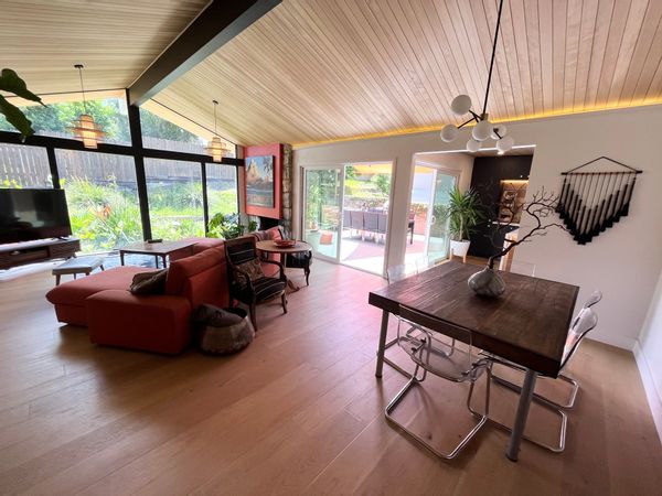 Eclectic Mid-Century House (3 bedroom/2 Bath) with private terrace and garden.