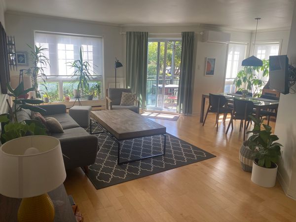 Grand condo 5 1/2 sur la rive-sud de Montréal