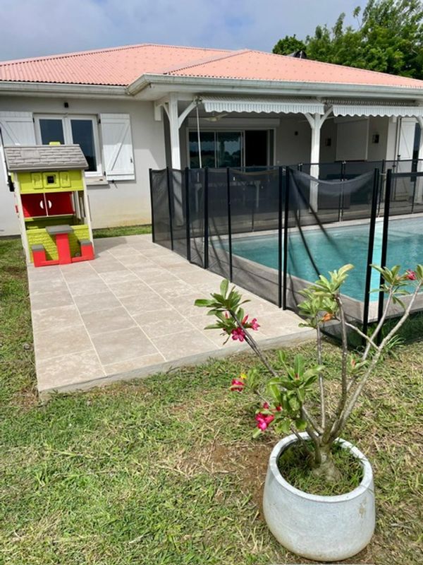 La maison de Amaury et Géraldine est un bien situé au coeur de la Martinique