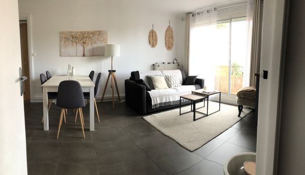 Appartement 2 chambres, à Pieds du centre ville d'Aix en Provence.