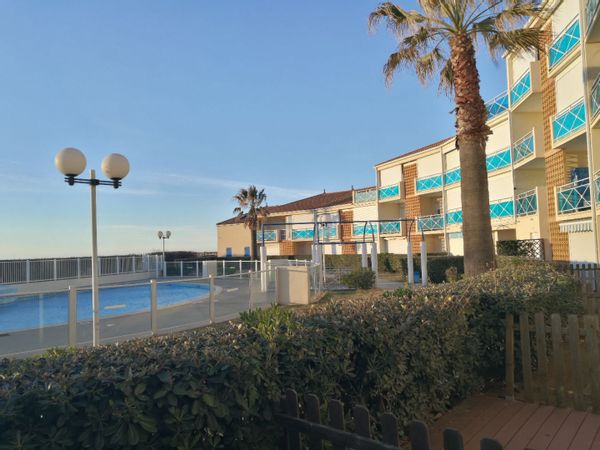 l' appartement au bord de la mer