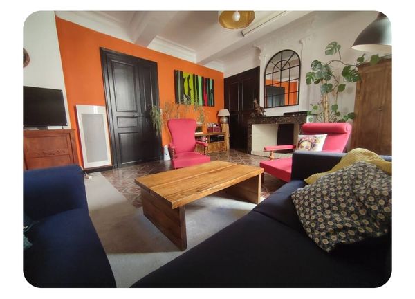 Maison de village à deux pas du port, des plages et du marché au cœur du charmant village de Mèze