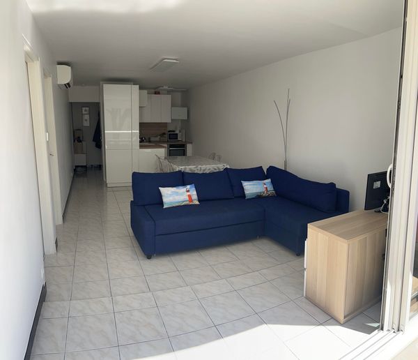 Appartement deux chambres + une chambrette avec lit superposé sur l’étang Ponant à La Grande Motte