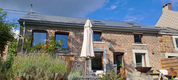 Petite maison rurale à Marchin