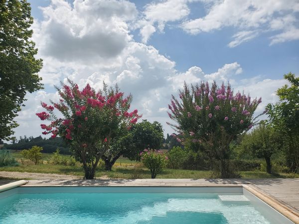 Maison de campagne, entre vignes et collines du Sud-Ouest