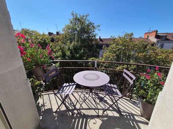Appartement de type haussmannien 3 chambres au cœur de Dijon.