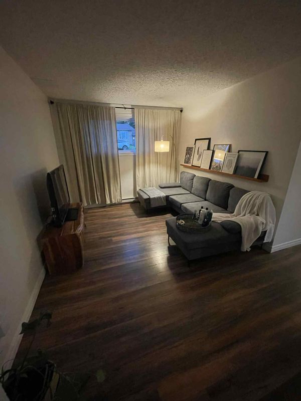 Appartement de trois chambres dans une ville pitoresque où la nature fait bon vivre.